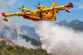 Corsica, i vigili del fuoco denunciano la carenza di Canadair: è scontro con Parigi